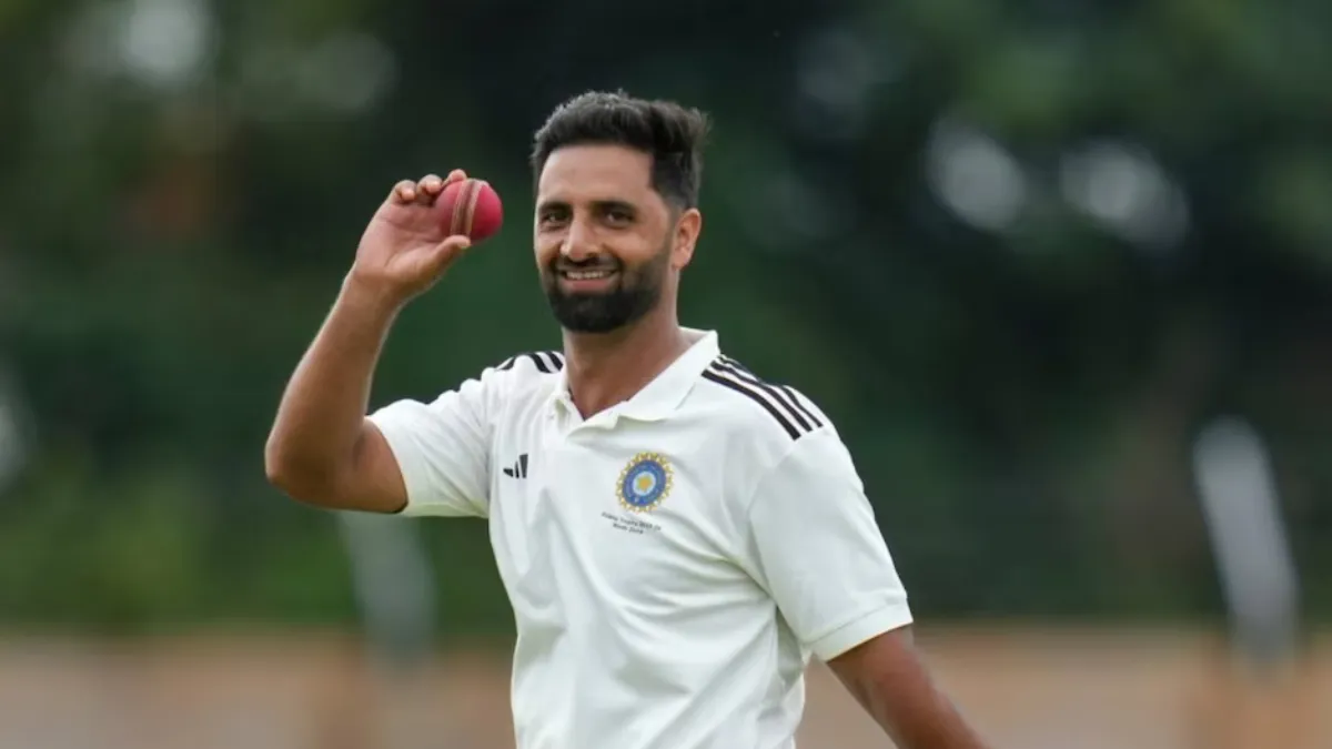 Who Is Aqib Nabi Dar